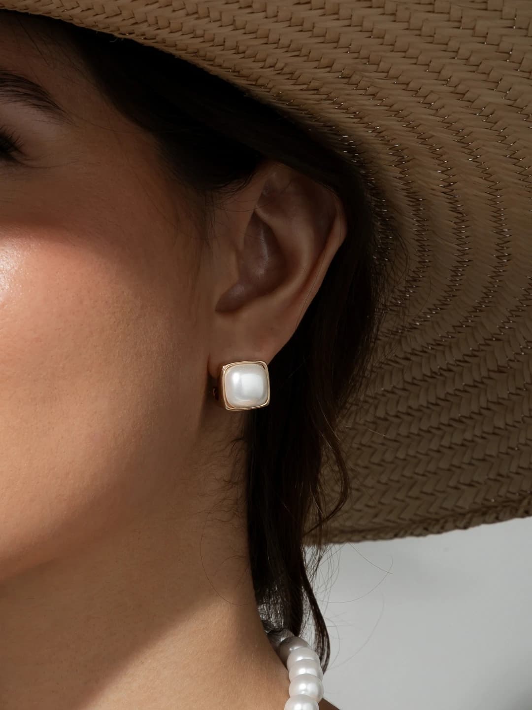Composition with 1 pieces